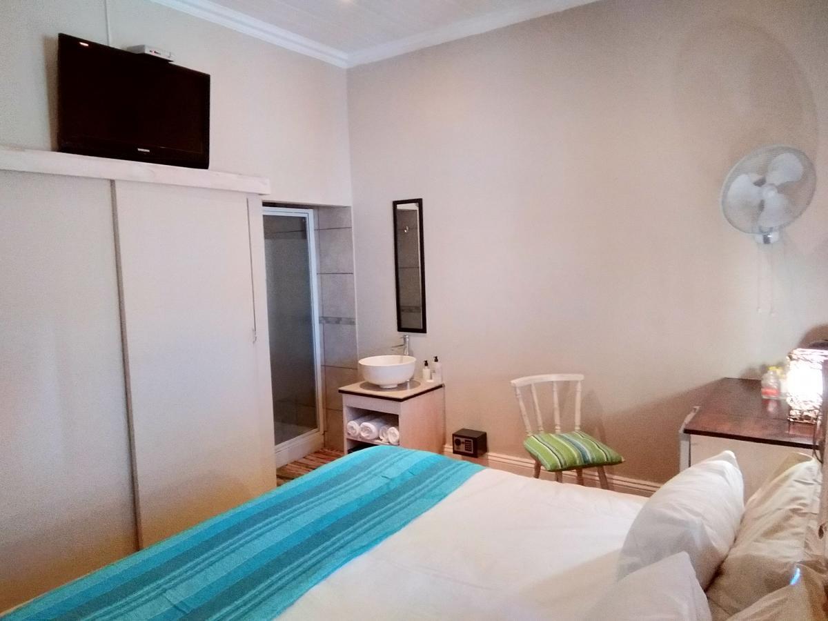 Guesthouse On Irvine Port Elizabeth Extérieur photo
