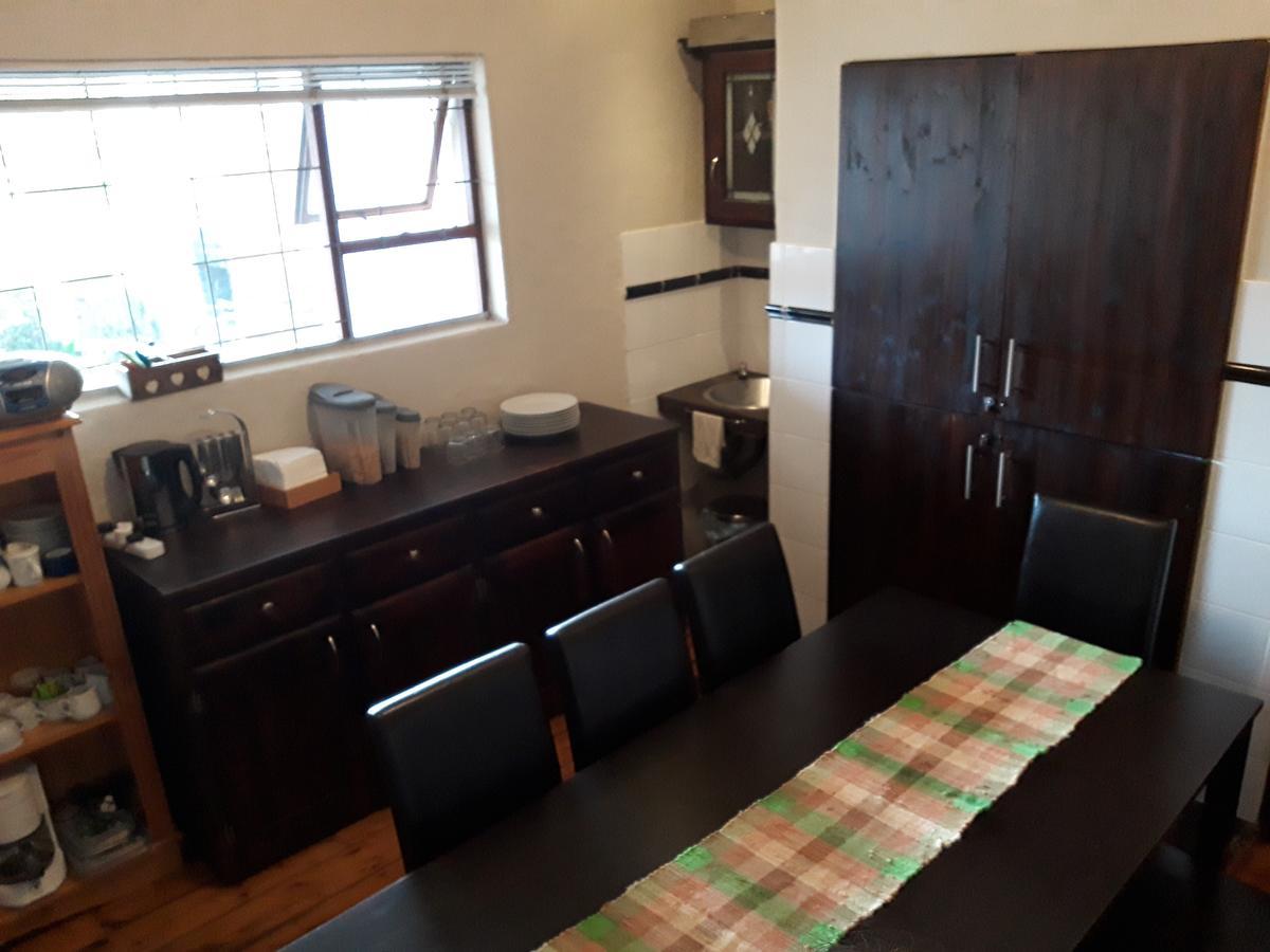 Guesthouse On Irvine Port Elizabeth Extérieur photo