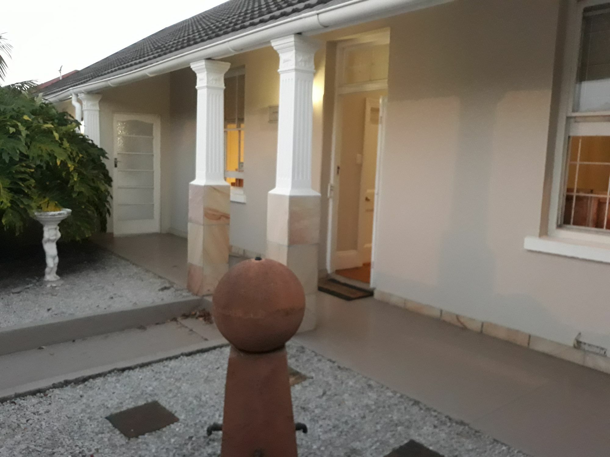 Guesthouse On Irvine Port Elizabeth Extérieur photo