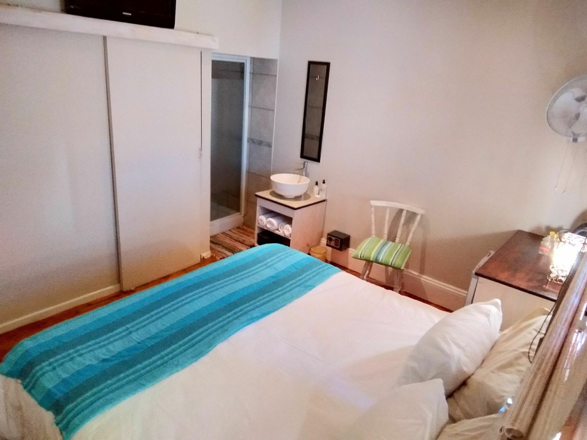 Guesthouse On Irvine Port Elizabeth Extérieur photo
